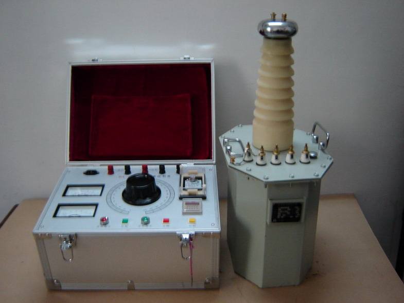 交直流高压试验变压器-扬州达瑞(图1)